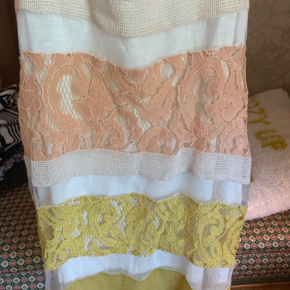 Anthropologie Sunday in Brooklyn lace overlay top. Worn‎ twice - Picture 5 of 6